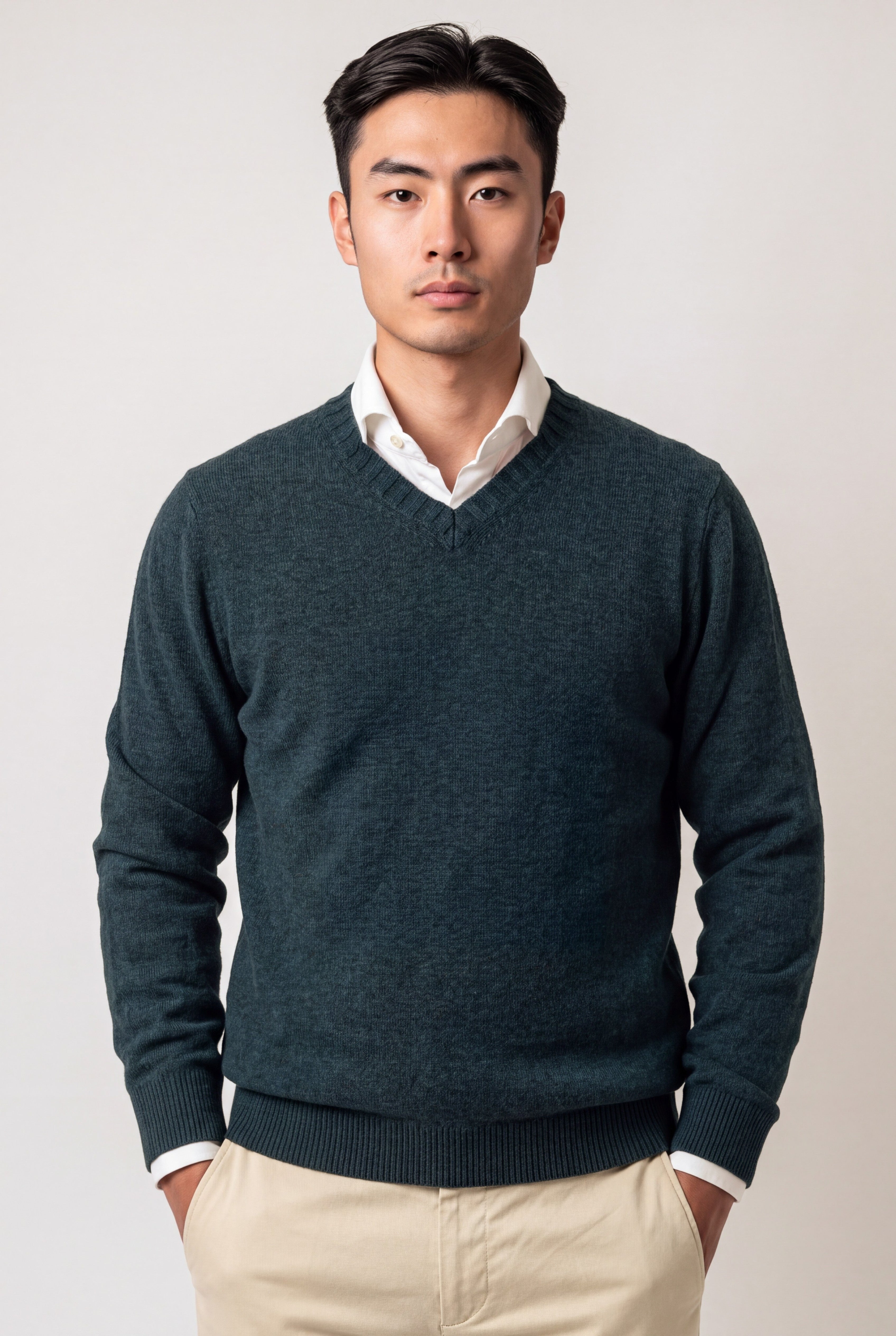 Scollo V Nuvola Verde Notte 100% Cashmere