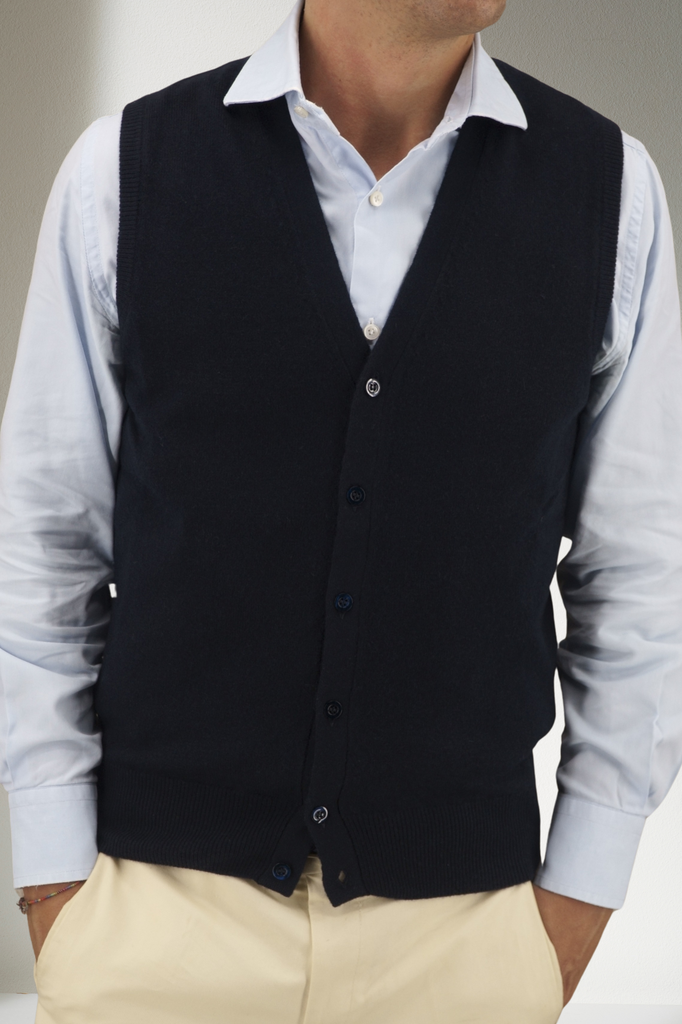 BUTTON GILET NIGHT BLUE 100% CASHMERE