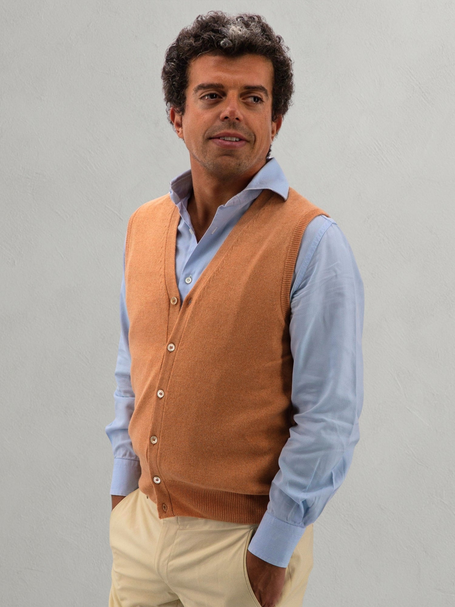GILET BOTTONI APRICOT 100% CASHMERE