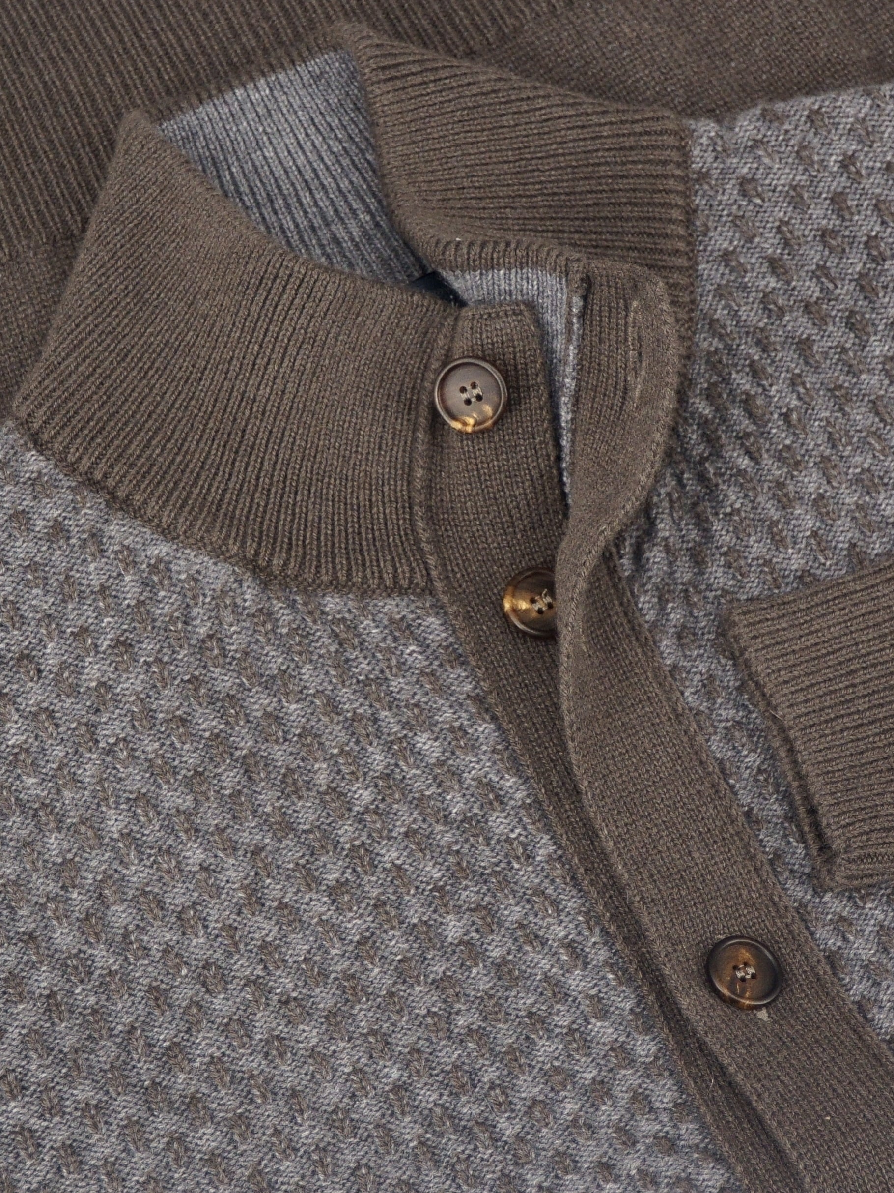 8 Buttons Heritage Ironmood 100% Cashmere
