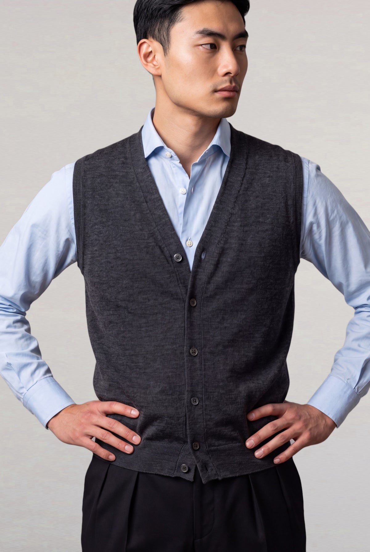 Button Vest Cashmere Wool and Silk Grafite
