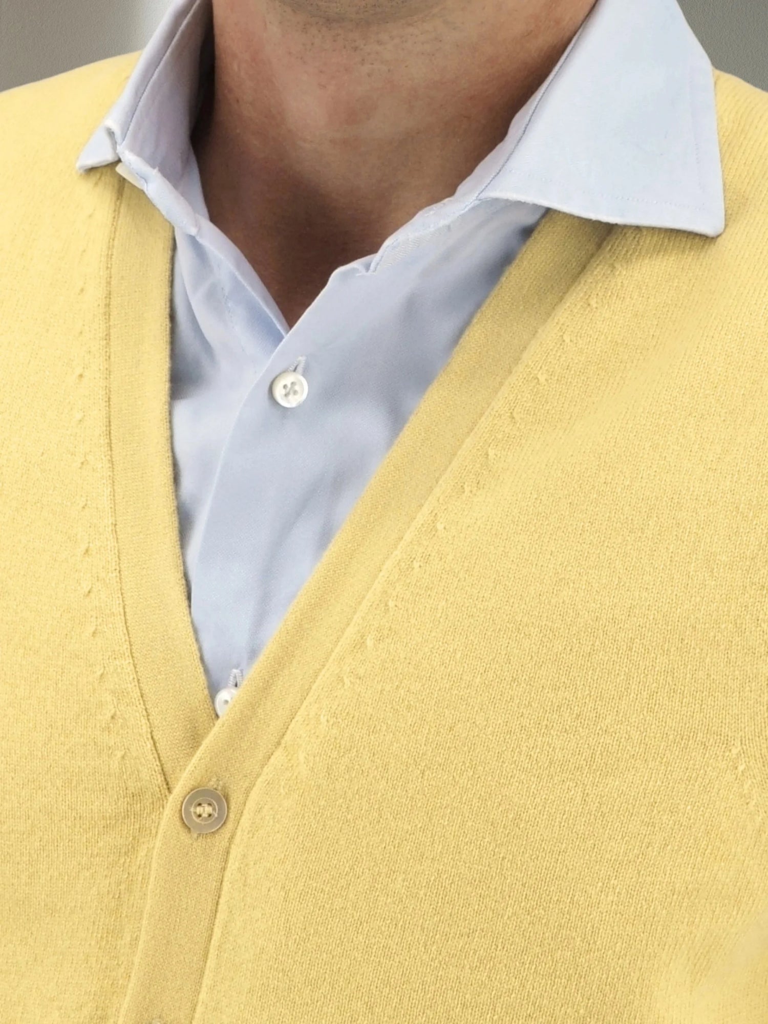 BUTTON GILET YELLOW 100% CASHMERE