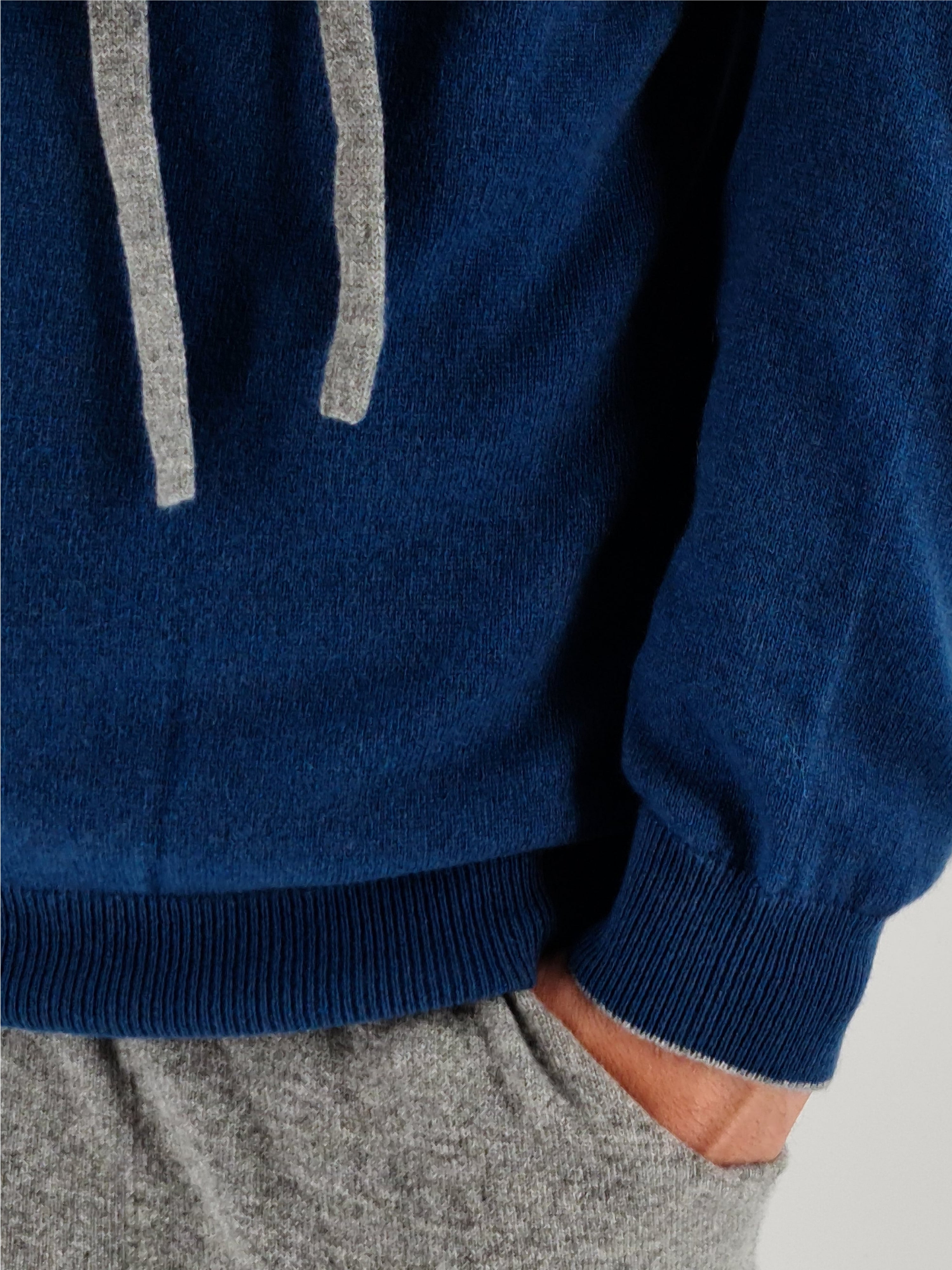 Hoodie V-Neck Lemon 100% Cashmere