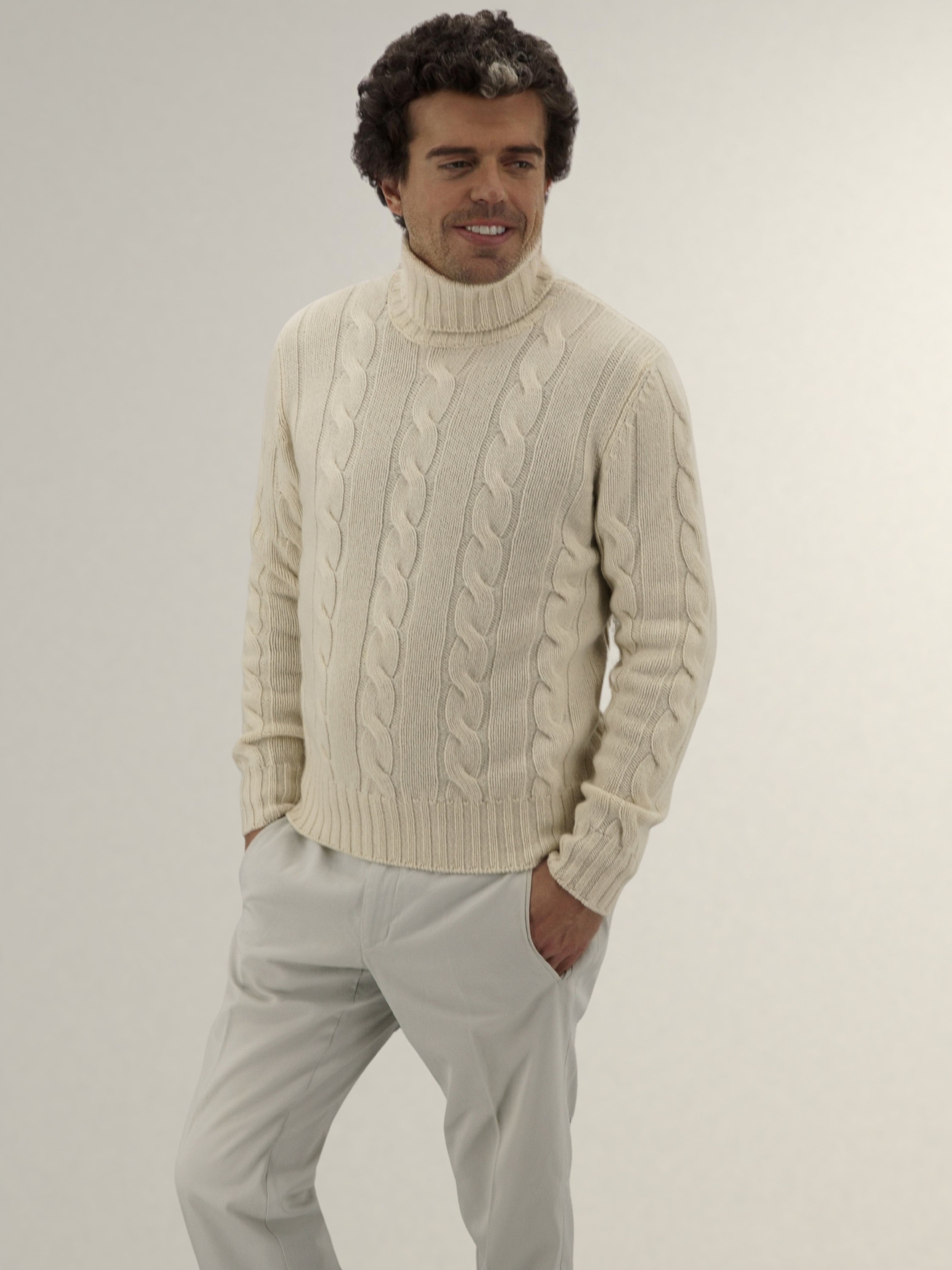 Wide Cable Turtleneck Panna 100% Cashmere