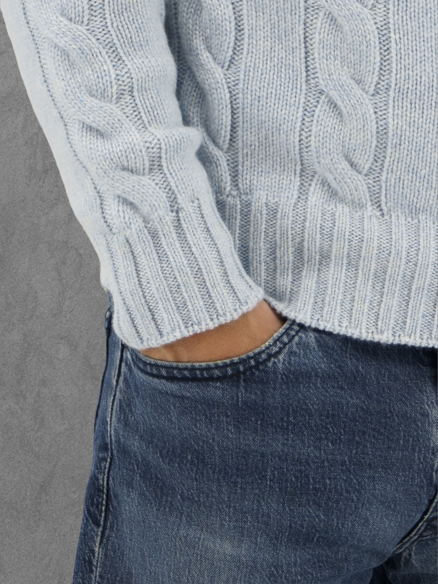 Wide Cable Turtleneck Sky 100% Cashmere