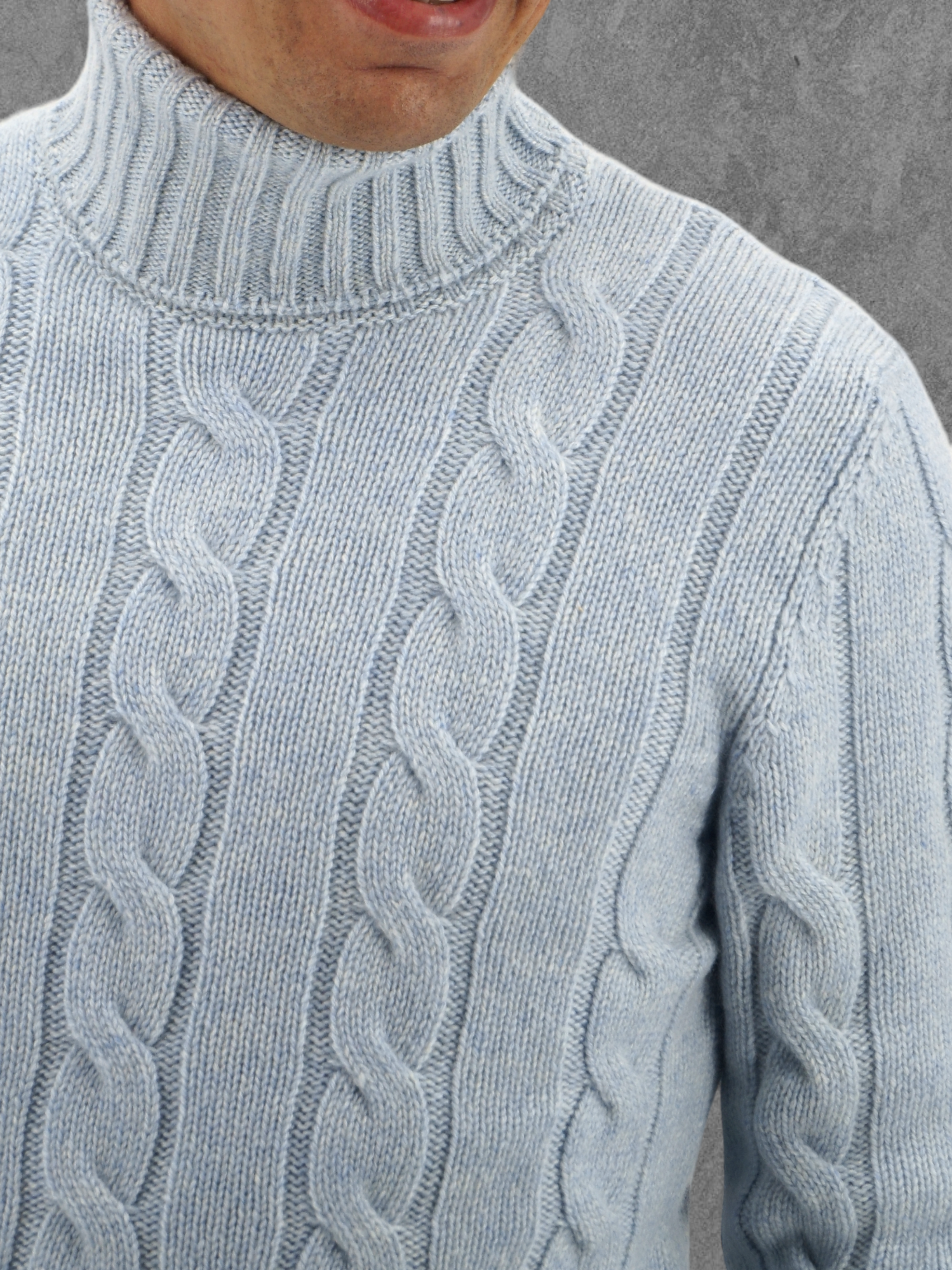 Wide Cable Turtleneck Sky 100% Cashmere