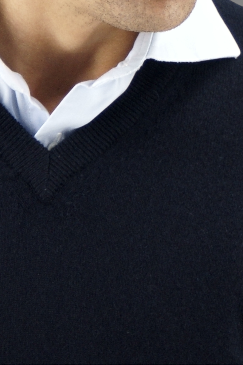 Classic V-Neck Blu Notte 100% Cashmere