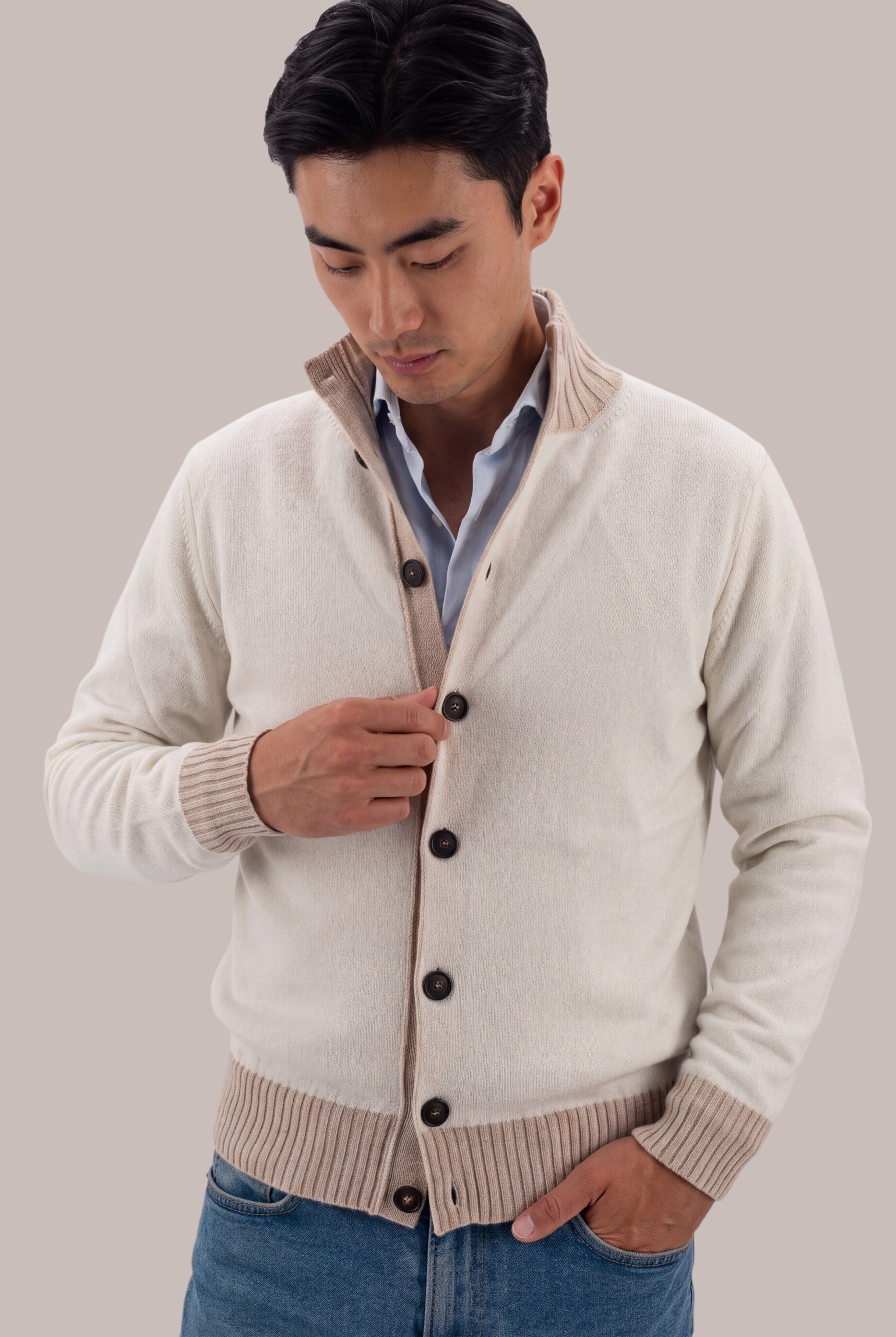 8 Bottoni Nougatwhite 100% Cashmere