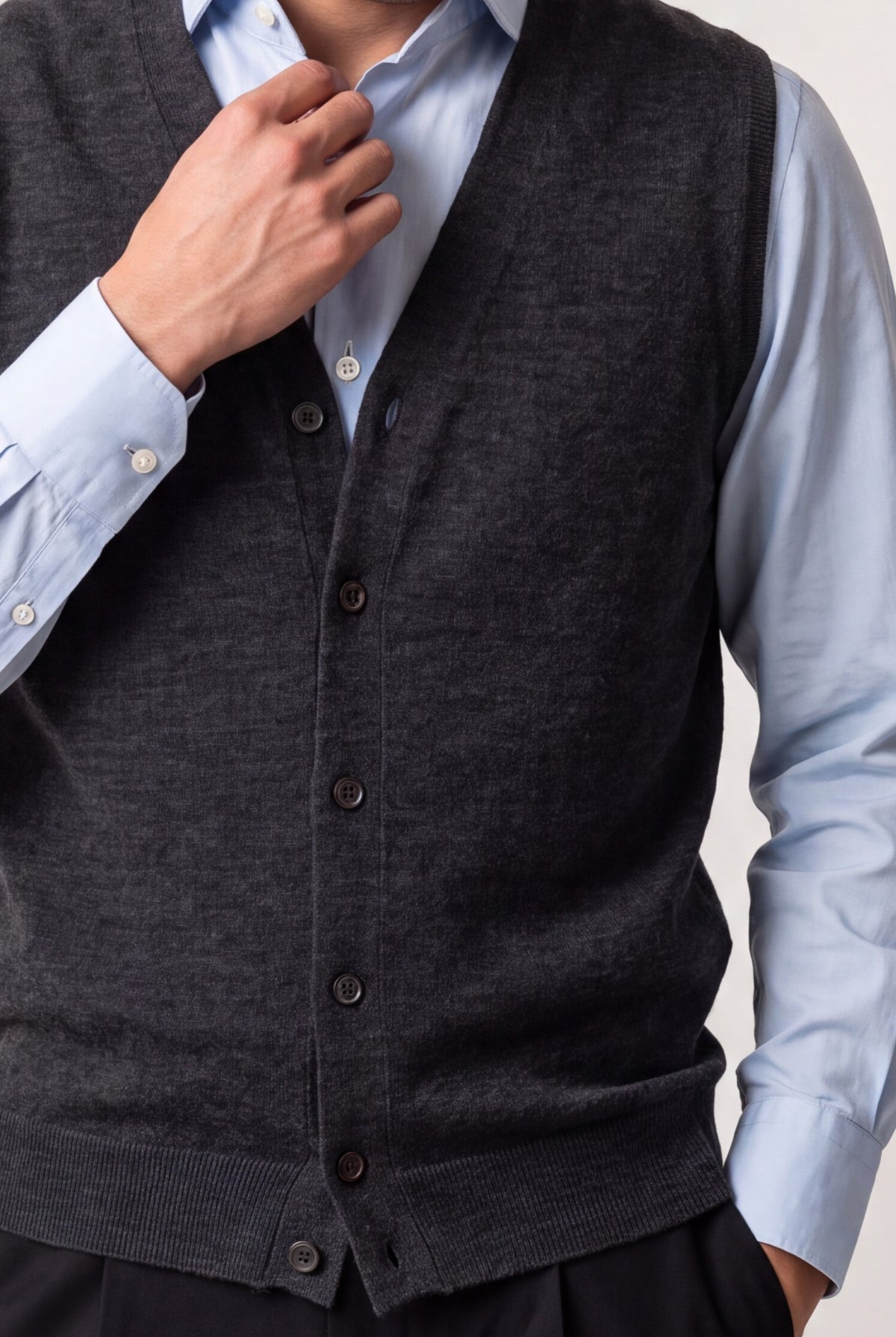 Button Vest Cashmere Wool and Silk Grafite