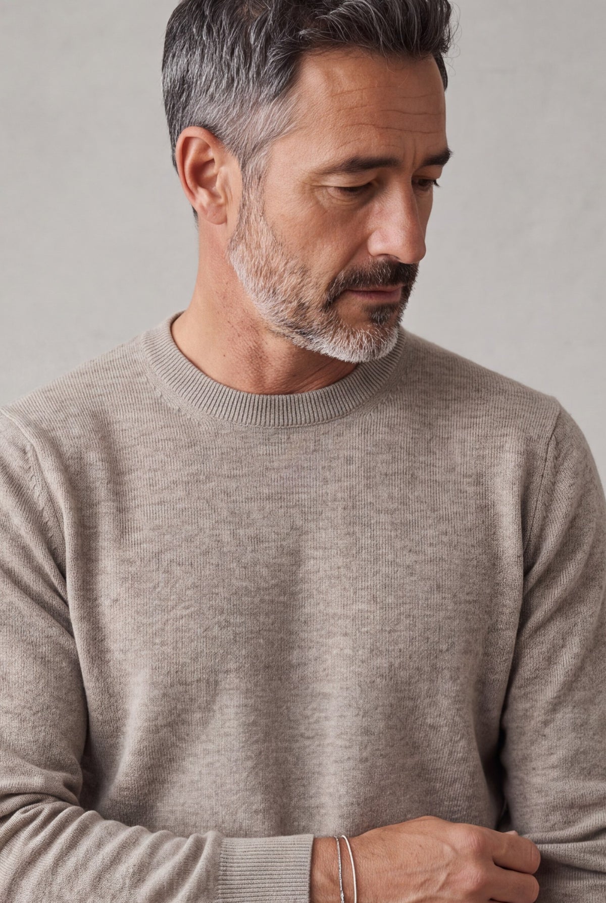 Classic Crewneck Travertino 100% Cashmere