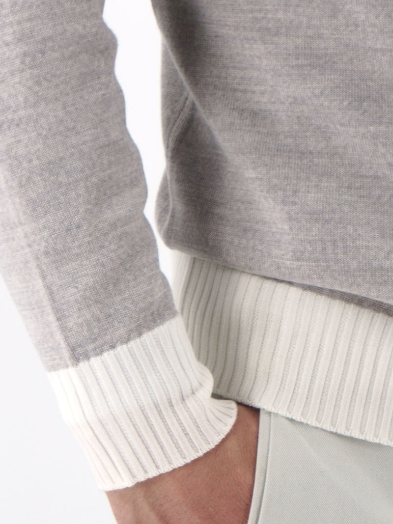8 Buttons Ultralight Pearl Grey 100% Wool