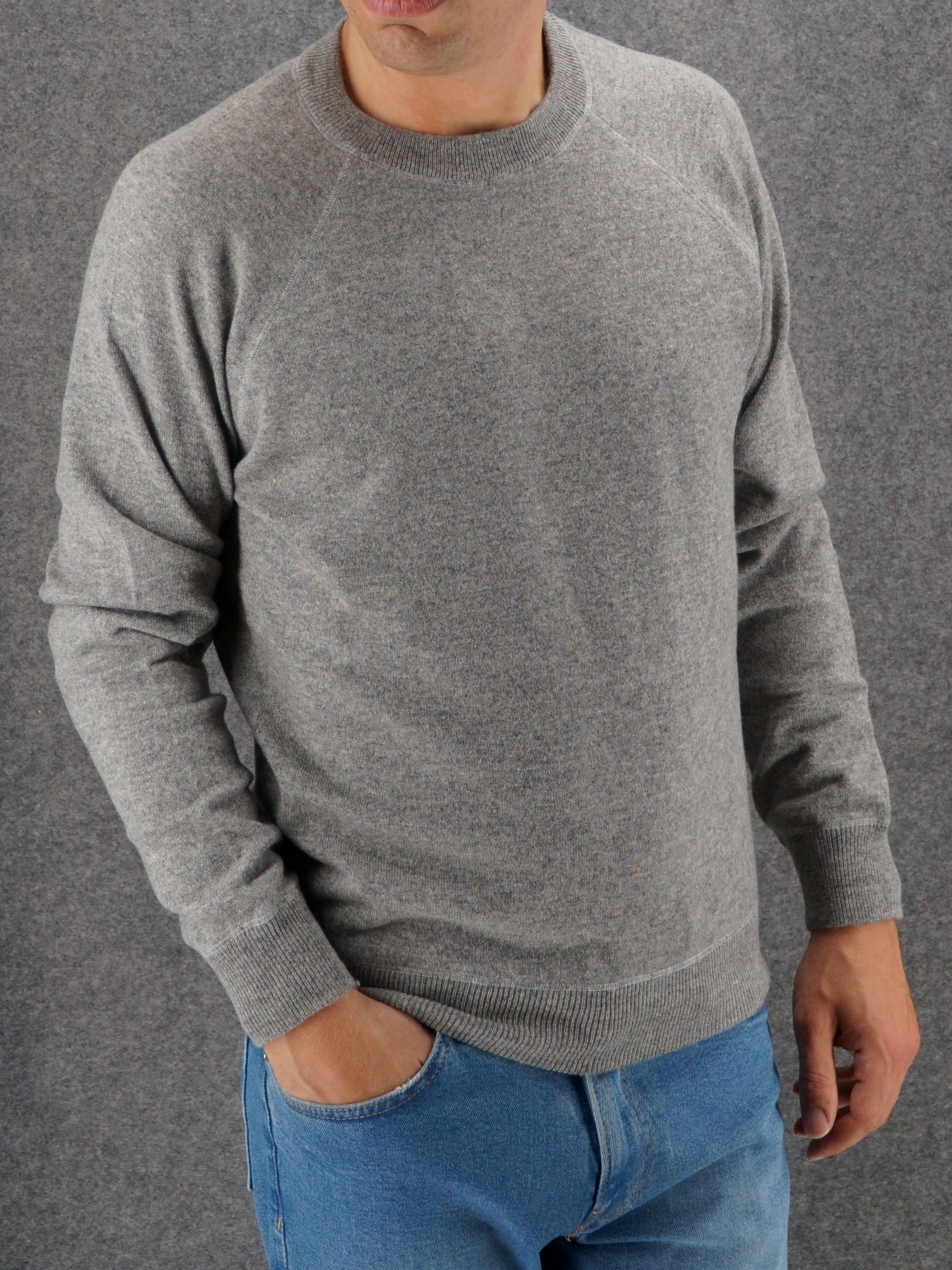 Crewneck Sweater Grey  100% Cashmere